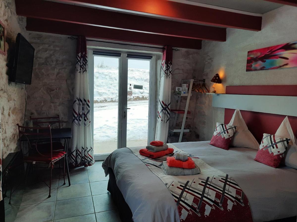 L'Echappee Tremoussante Bed & Breakfast Saint-Barthélemy-de-Vals Eksteriør bilde
